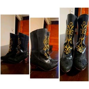 Ana costume boots